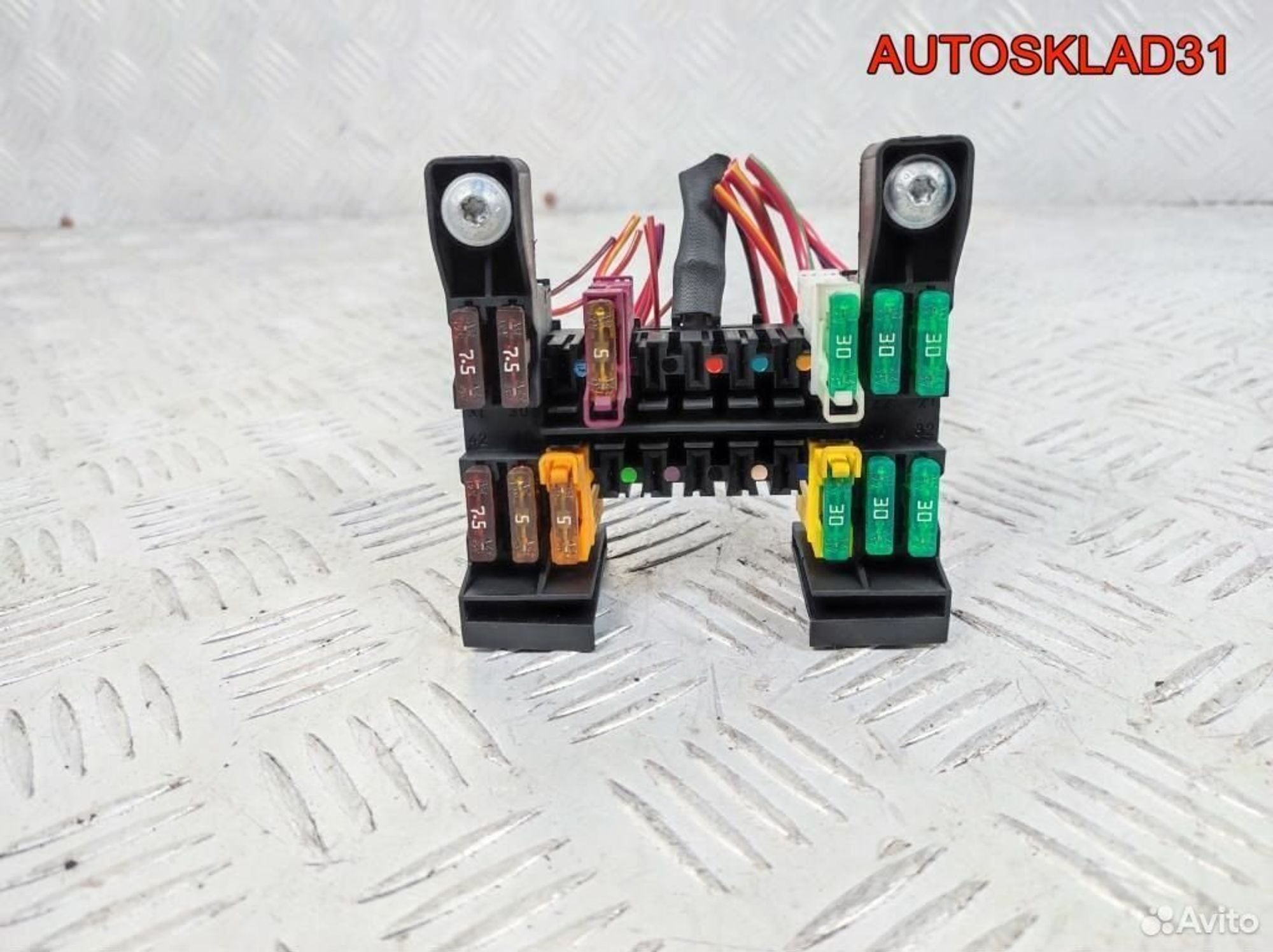 Блок предохранителей Mercedes W211 A2115450301 - АвтоСклад31.рф - авторазборка контрактные б/у запчасти в г. Белгород Блок предохранителей Mercedes W211 A2115450301 - АвтоСклад31.рф - авторазборка контрактные б/у запчасти в г. Белгород