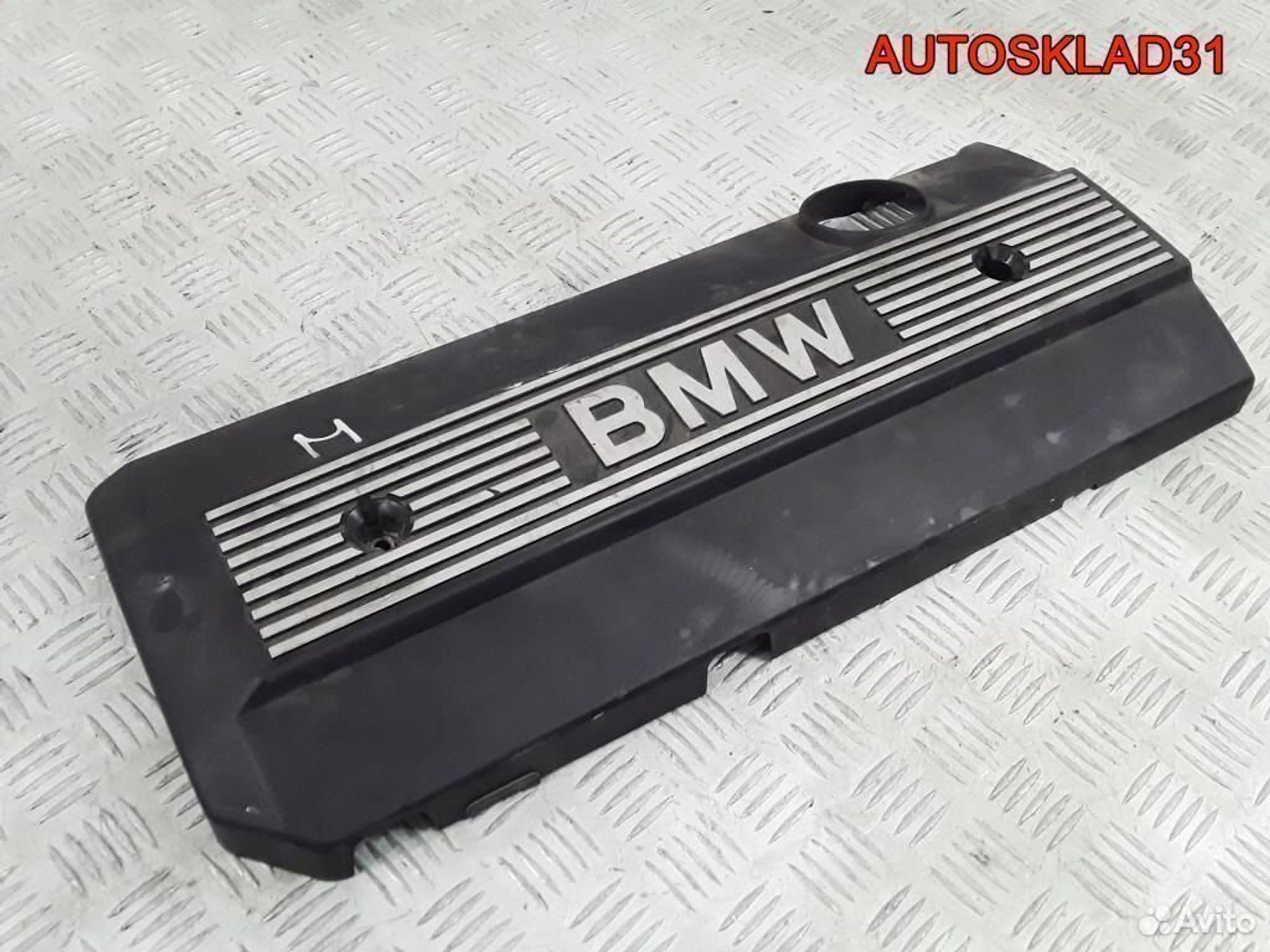 Накладка декоративная BMW E46 M52Б20 11121710781 - АвтоСклад31.рф - авторазборка контрактные б/у запчасти в г. Белгород Накладка декоративная BMW E46 M52Б20 11121710781 - АвтоСклад31.рф - авторазборка контрактные б/у запчасти в г. Белгород