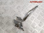 Петля капота правая Mazda 3 BK B32H52410A Хетчбэк - АвтоСклад31.рф - авторазборка контрактные б/у запчасти в г. Белгород