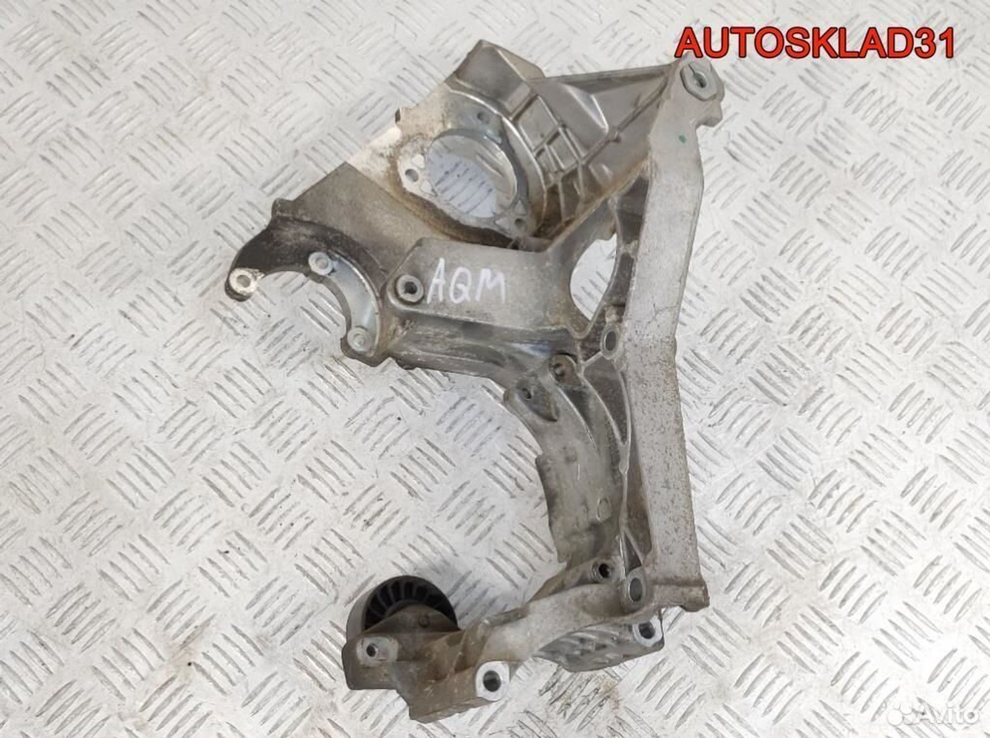 Кронштейн генератора VW Golf 4 1.9 AQM 038903143H - АвтоСклад31.рф - авторазборка контрактные б/у запчасти в г. Белгород Кронштейн генератора VW Golf 4 1.9 AQM 038903143H - АвтоСклад31.рф - авторазборка контрактные б/у запчасти в г. Белгород