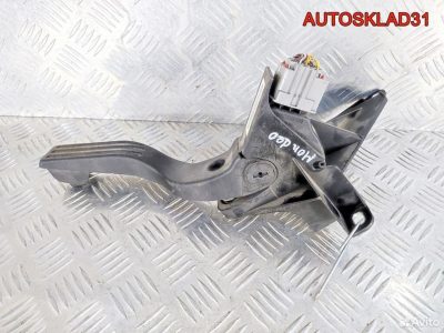 Педаль газа Ford Mondeo 3 2S719F836DA Дизель - АвтоСклад31.рф - авторазборка контрактные б/у запчасти в г. Белгород