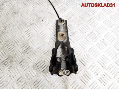 Петля капота правая Hyundai Getz 791201C000 - АвтоСклад31.рф - авторазборка контрактные б/у запчасти в г. Белгород