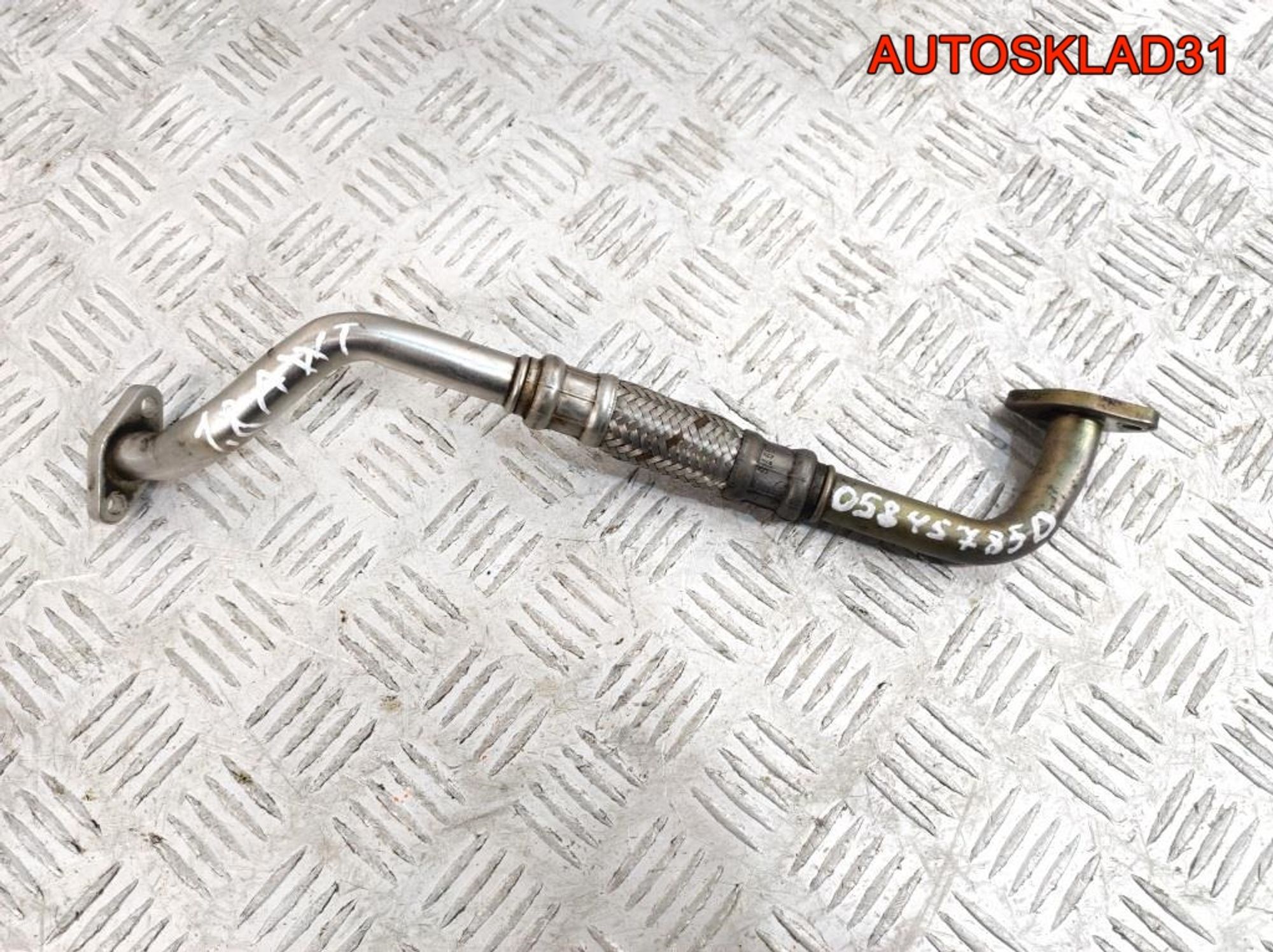 Трубка турбины Volkswagen Passat B5 1,8 AWT 058145735D - АвтоСклад31.рф - авторазборка контрактные б/у запчасти в г. Белгород Трубка турбины Volkswagen Passat B5 1,8 AWT 058145735D - АвтоСклад31.рф - авторазборка контрактные б/у запчасти в г. Белгород