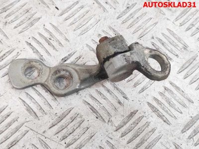 Петля двери передней правой верхняя Ford Focus 2 3M51R22800AE - АвтоСклад31.рф - авторазборка контрактные б/у запчасти в г. Белгород