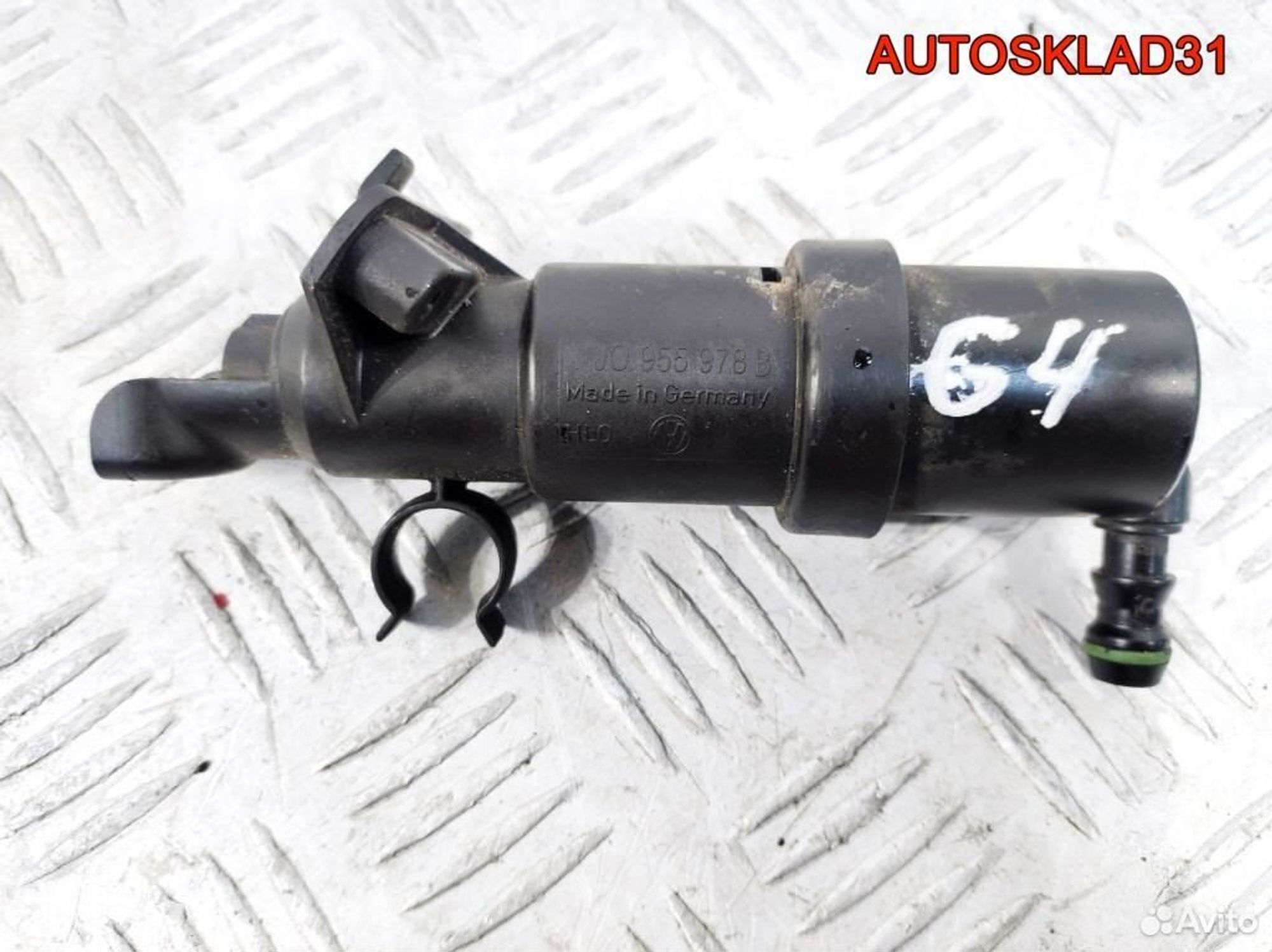 Форсунка омывателя правая VW Golf 4 1J0955978B - АвтоСклад31.рф - авторазборка контрактные б/у запчасти в г. Белгород Форсунка омывателя правая VW Golf 4 1J0955978B - АвтоСклад31.рф - авторазборка контрактные б/у запчасти в г. Белгород