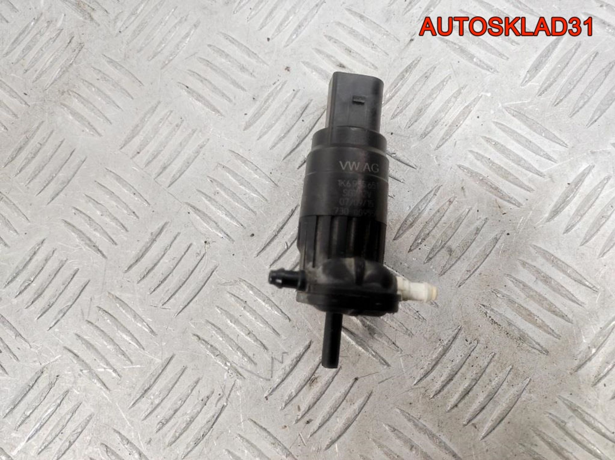 Насос омывателя Skoda Fabia 3 1K6955651 - АвтоСклад31.рф - авторазборка контрактные б/у запчасти в г. Белгород Насос омывателя Skoda Fabia 3 1K6955651 - АвтоСклад31.рф - авторазборка контрактные б/у запчасти в г. Белгород