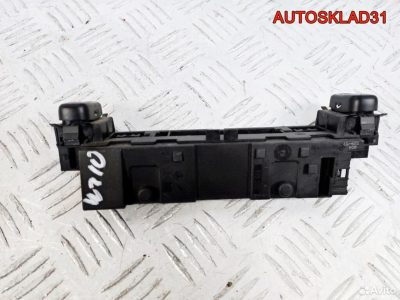 Блок кнопок обогрева сидений Mercedes Benz W210 - АвтоСклад31.рф - авторазборка контрактные б/у запчасти в г. Белгород