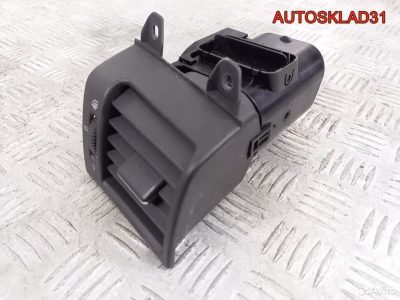 Дефлектор воздушный правый Mercedes Benz W210 - АвтоСклад31.рф - авторазборка контрактные б/у запчасти в г. Белгород