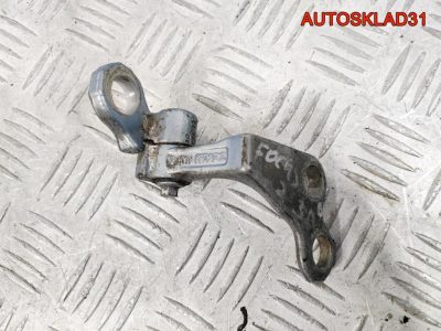 Петля двери задней левой верхняя Ford Focus 2 - АвтоСклад31.рф - авторазборка контрактные б/у запчасти в г. Белгород