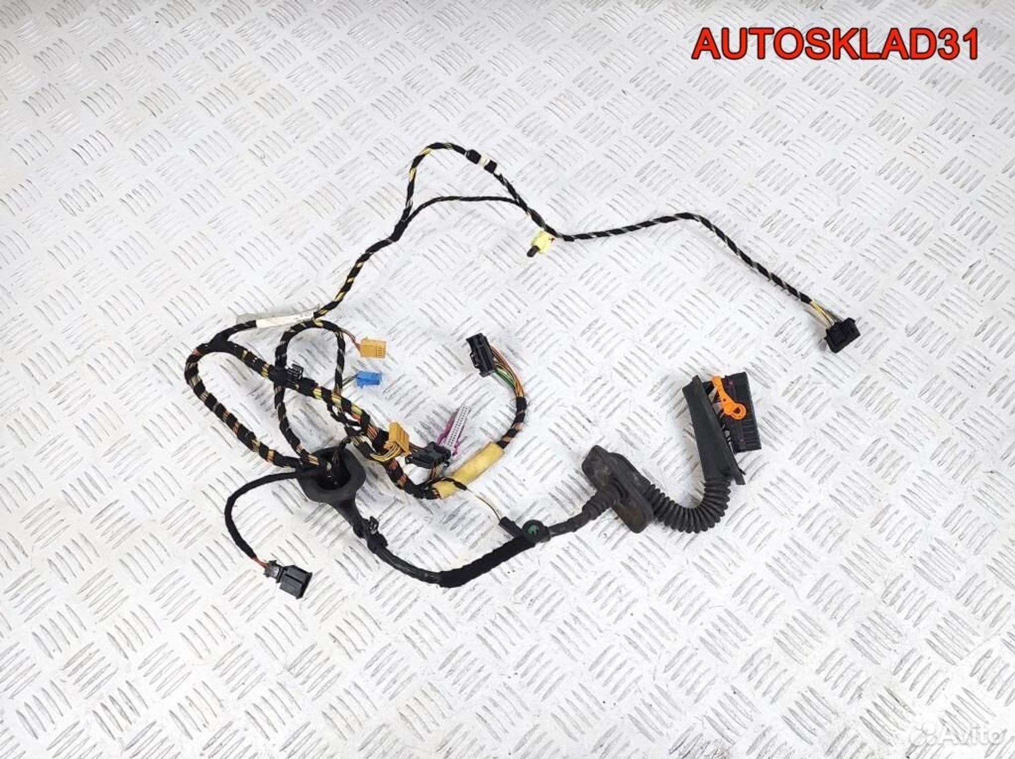 Проводка двери передней лево VW Golf 6 5K3971120BF - АвтоСклад31.рф - авторазборка контрактные б/у запчасти в г. Белгород Проводка двери передней лево VW Golf 6 5K3971120BF - АвтоСклад31.рф - авторазборка контрактные б/у запчасти в г. Белгород