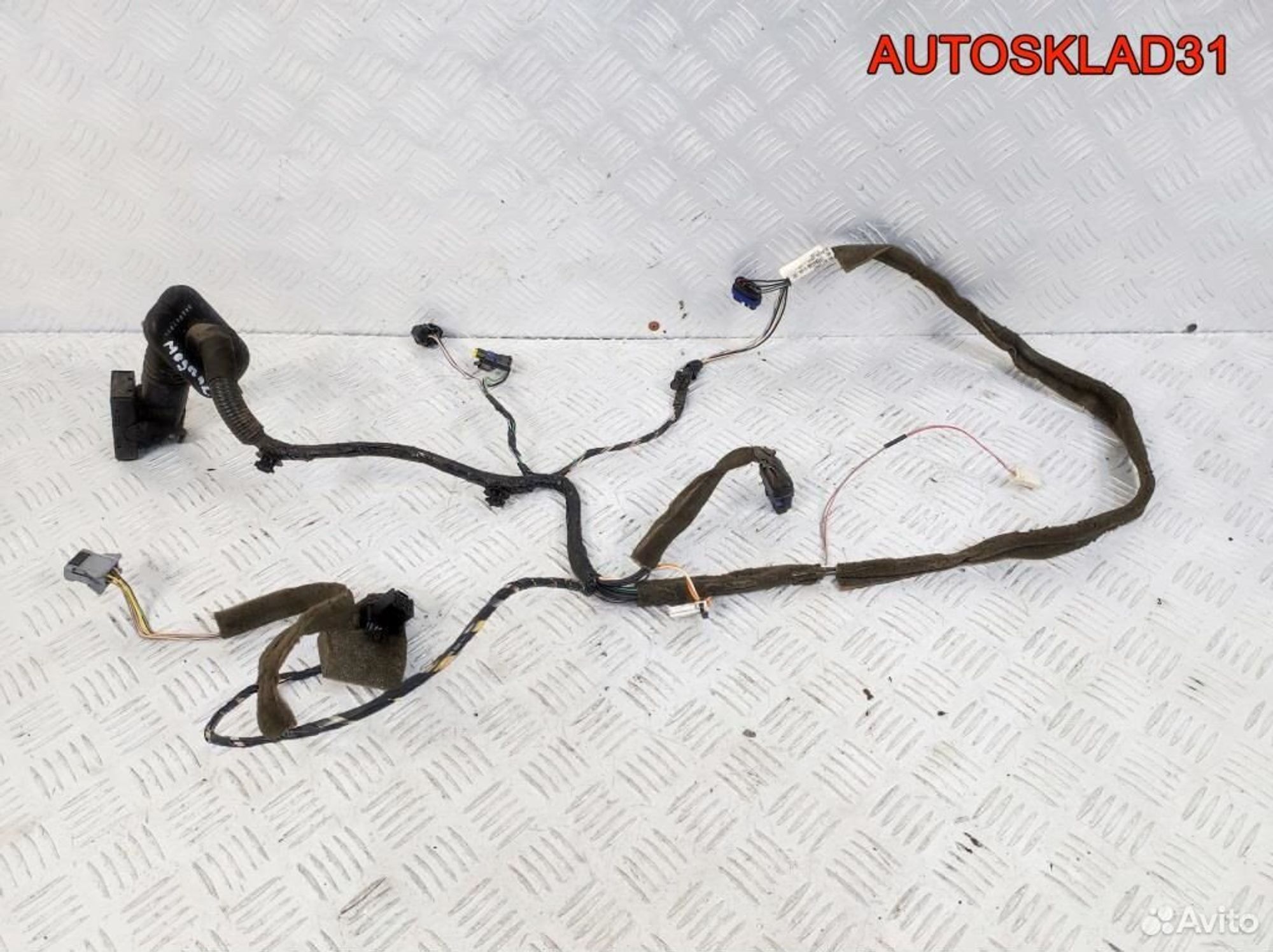 Проводка двери п/п Renault Megane 2 8200525188 - АвтоСклад31.рф - авторазборка контрактные б/у запчасти в г. Белгород Проводка двери п/п Renault Megane 2 8200525188 - АвтоСклад31.рф - авторазборка контрактные б/у запчасти в г. Белгород