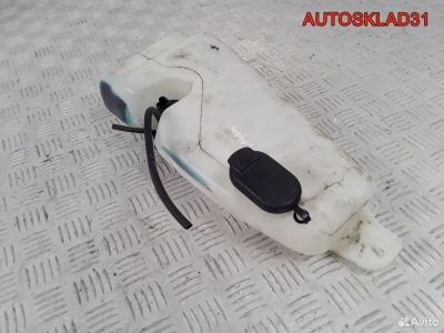 Бачок омывателя лобового стекла Renault Sandero - АвтоСклад31.рф - авторазборка контрактные б/у запчасти в г. Белгород