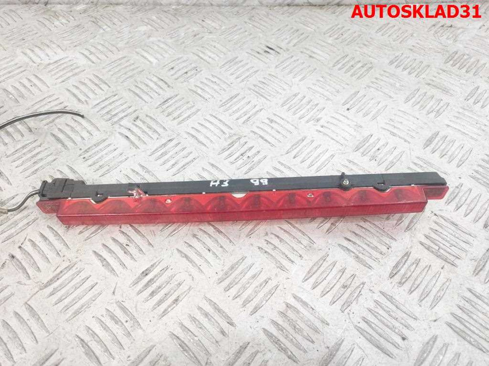 Фонарь задний стоп сигнал Audi A3 8L 8D9945097B - АвтоСклад31.рф - авторазборка контрактные б/у запчасти в г. Белгород Фонарь задний стоп сигнал Audi A3 8L 8D9945097B - АвтоСклад31.рф - авторазборка контрактные б/у запчасти в г. Белгород