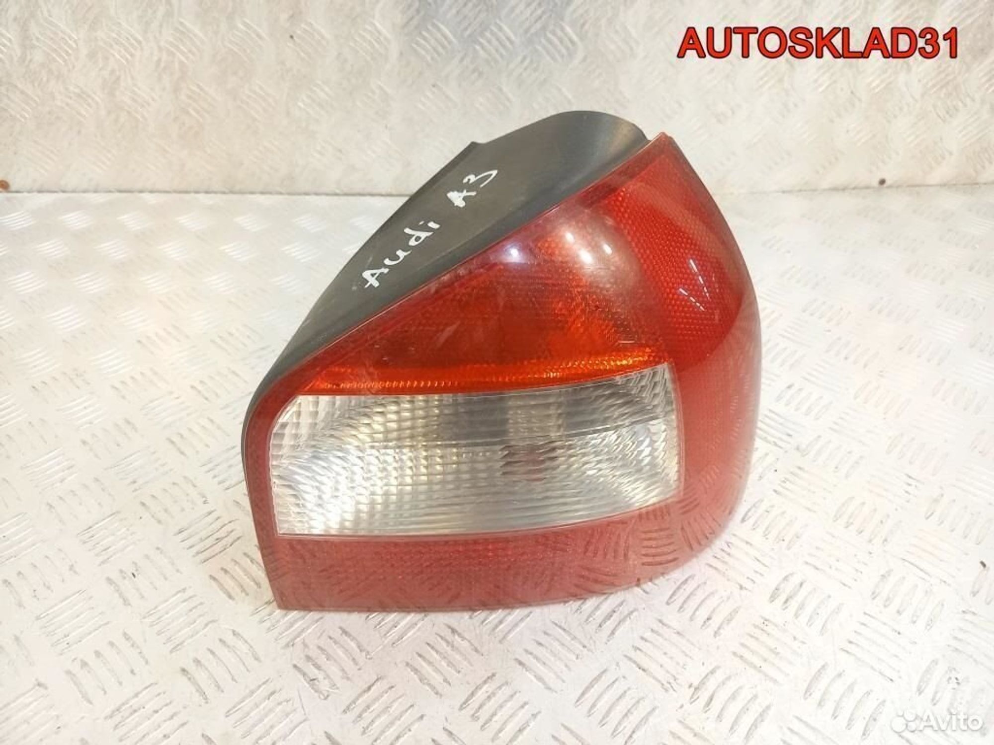 Фонарь задний правый Audi A3 8L 8L0945096B - АвтоСклад31.рф - авторазборка контрактные б/у запчасти в г. Белгород Фонарь задний правый Audi A3 8L 8L0945096B - АвтоСклад31.рф - авторазборка контрактные б/у запчасти в г. Белгород