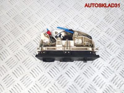 Блок управления отопителем VW Passat B5 1J0819045G - АвтоСклад31.рф - авторазборка контрактные б/у запчасти в г. Белгород
