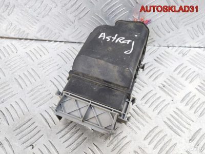 Блок предохранителей салона Opel Astra J 13222786 - АвтоСклад31.рф - авторазборка контрактные б/у запчасти в г. Белгород