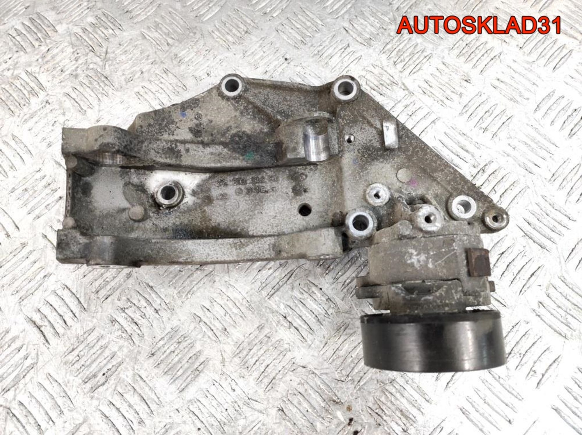 Кронштейн генератора Peugeot 407 9650034280 - АвтоСклад31.рф - авторазборка контрактные б/у запчасти в г. Белгород Кронштейн генератора Peugeot 407 9650034280 - АвтоСклад31.рф - авторазборка контрактные б/у запчасти в г. Белгород