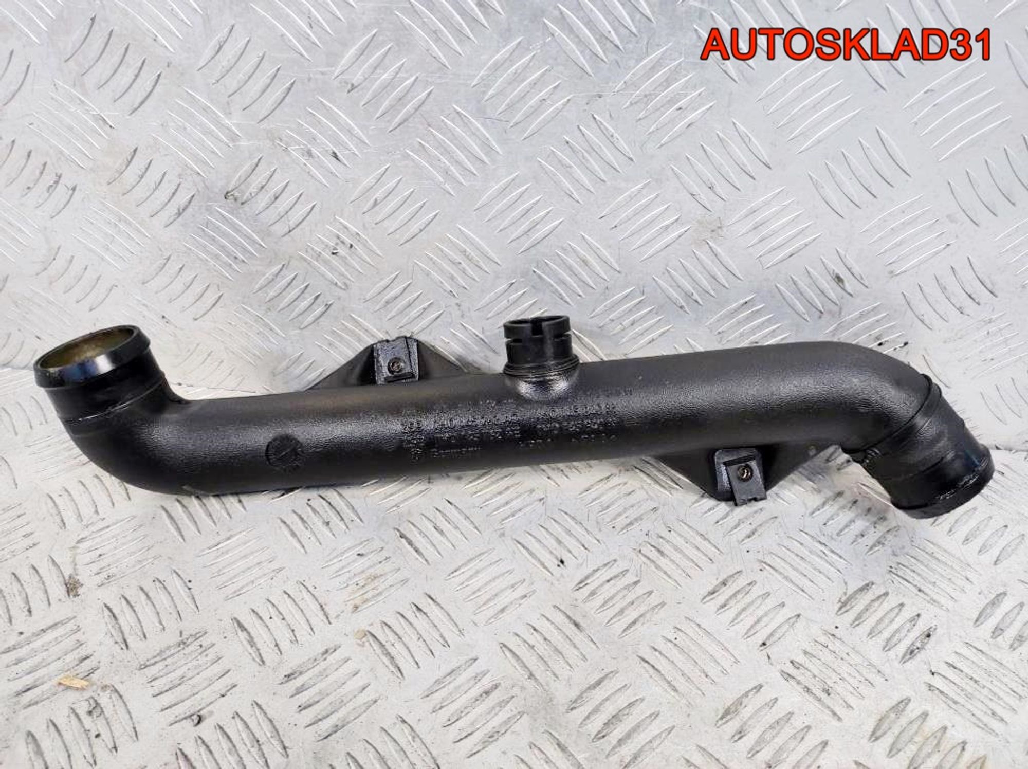Патрубок интеркулера Volkswagen Golf 3 1H0145840N - АвтоСклад31.рф - авторазборка контрактные б/у запчасти в г. Белгород Патрубок интеркулера Volkswagen Golf 3 1H0145840N - АвтоСклад31.рф - авторазборка контрактные б/у запчасти в г. Белгород