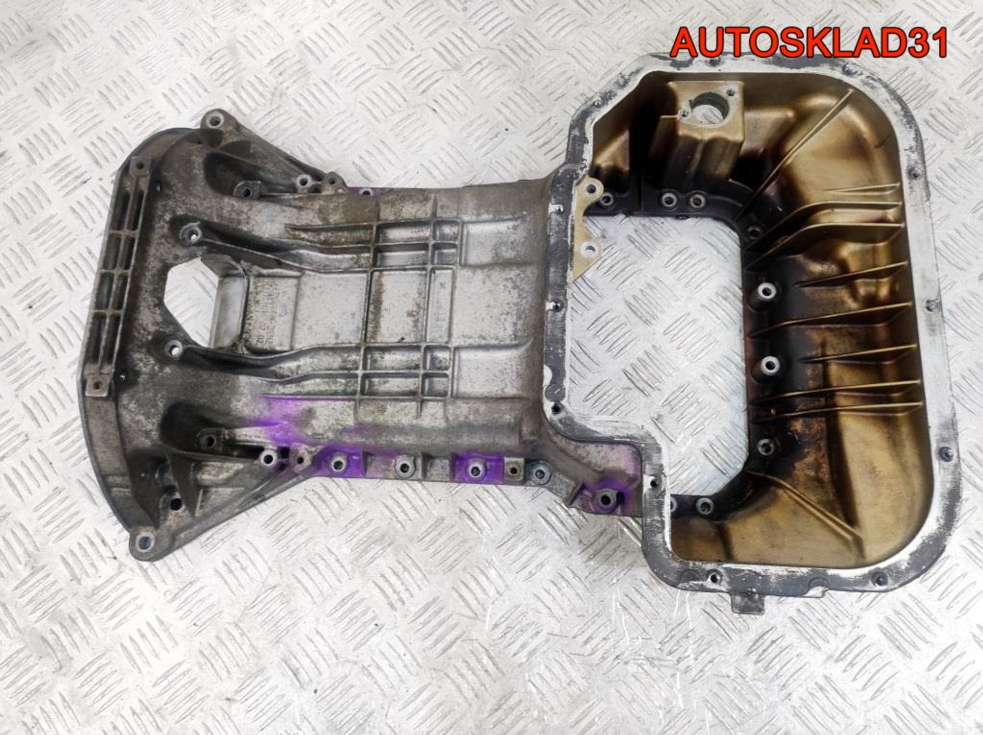 Поддон двигателя Mercedes Benz W220 3,2 M112.944 R1120140702 - АвтоСклад31.рф - авторазборка контрактные б/у запчасти в г. Белгород Поддон двигателя Mercedes Benz W220 3,2 M112.944 R1120140702 - АвтоСклад31.рф - авторазборка контрактные б/у запчасти в г. Белгород