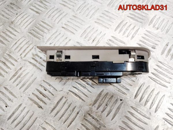 Заглушка бампера BMW E39 51128165099 Универсал - АвтоСклад31.рф - авторазборка контрактные б/у запчасти в г. Белгород