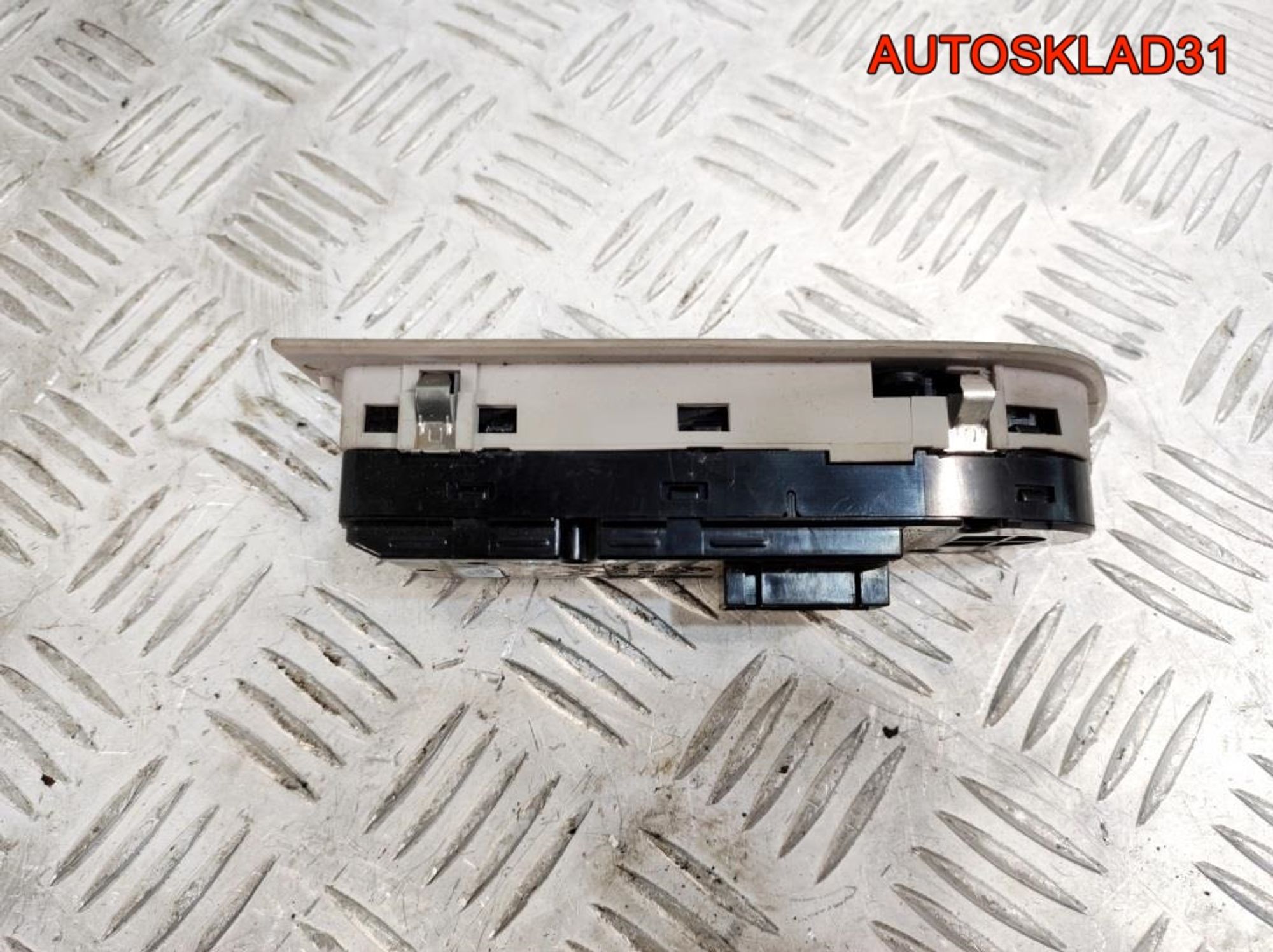 Блок управления стеклоподъемниками BMW E90 61316948624 - АвтоСклад31.рф - авторазборка контрактные б/у запчасти в г. Белгород Блок управления стеклоподъемниками BMW E90 61316948624 - АвтоСклад31.рф - авторазборка контрактные б/у запчасти в г. Белгород