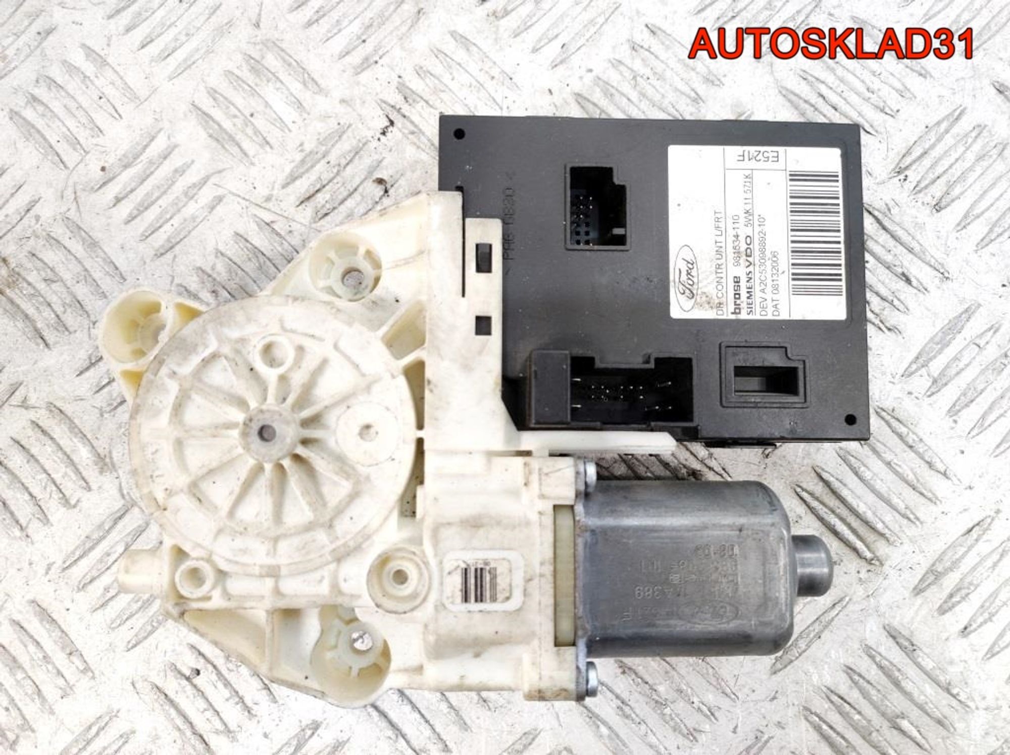 Мотор стеклоподъемника п/л Ford Focus 2 4M5T14A389 - АвтоСклад31.рф - авторазборка контрактные б/у запчасти в г. Белгород Мотор стеклоподъемника п/л Ford Focus 2 4M5T14A389 - АвтоСклад31.рф - авторазборка контрактные б/у запчасти в г. Белгород