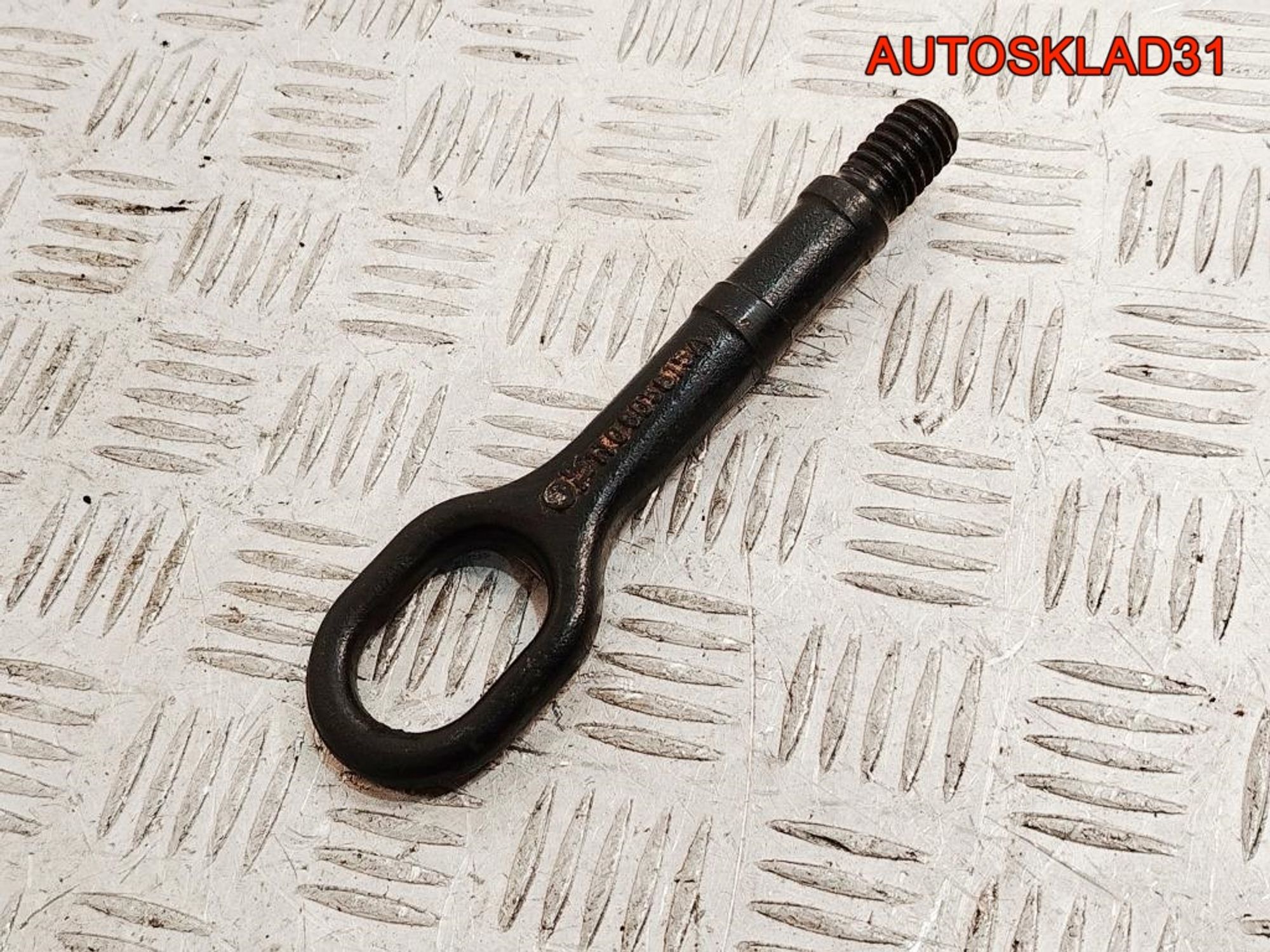 Крюк буксировочный Audi A3 8P 1T0805615A - АвтоСклад31.рф - авторазборка контрактные б/у запчасти в г. Белгород Крюк буксировочный Audi A3 8P 1T0805615A - АвтоСклад31.рф - авторазборка контрактные б/у запчасти в г. Белгород