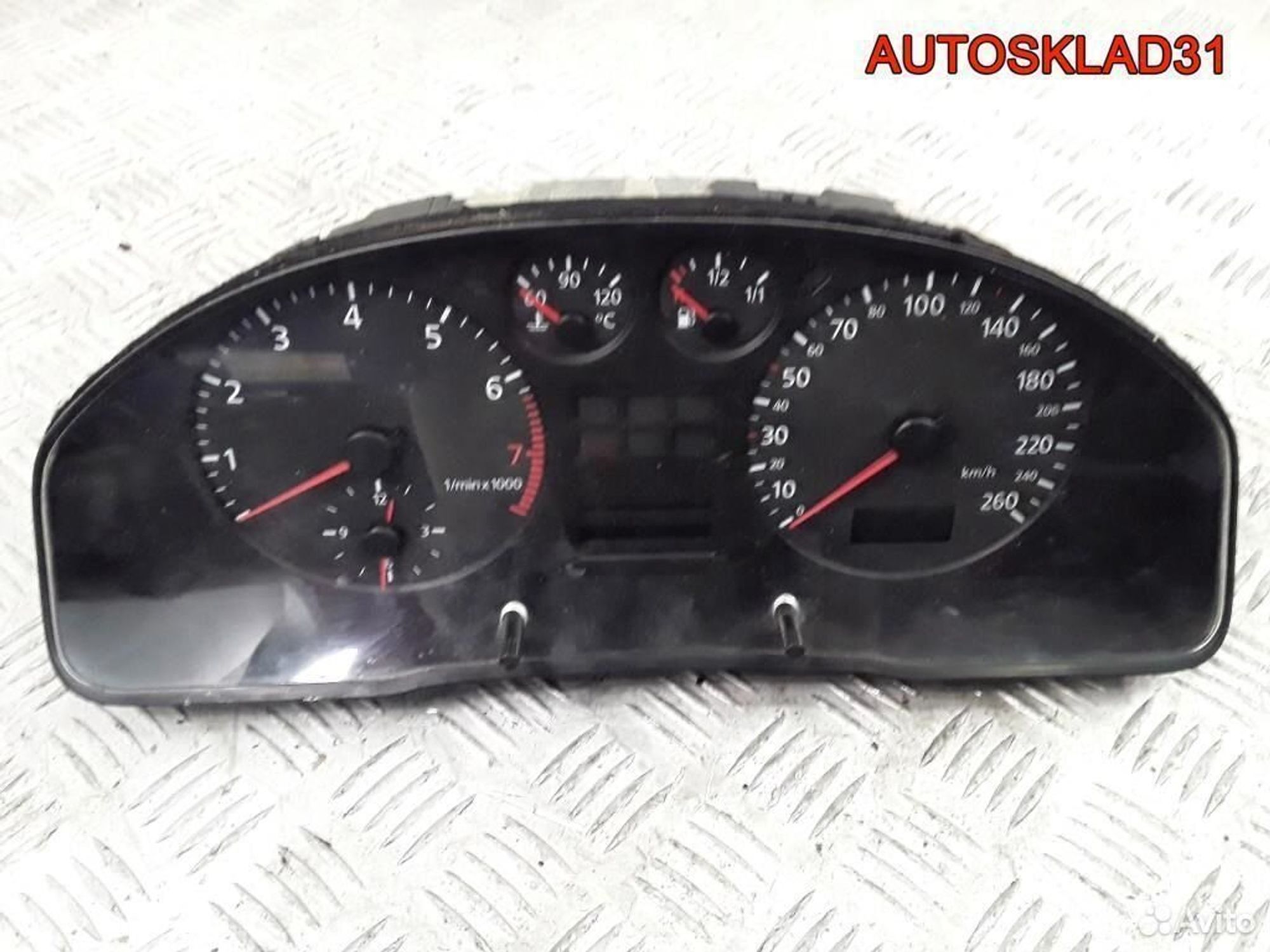 Панель приборов Audi A4 B5 8D0919861H бензин - АвтоСклад31.рф - авторазборка контрактные б/у запчасти в г. Белгород Панель приборов Audi A4 B5 8D0919861H бензин - АвтоСклад31.рф - авторазборка контрактные б/у запчасти в г. Белгород
