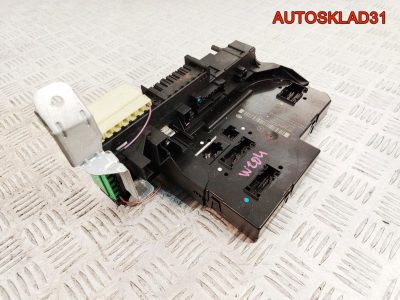 Блок предохранителей Mercedes Benz W204 A2049001102 - АвтоСклад31.рф - авторазборка контрактные б/у запчасти в г. Белгород