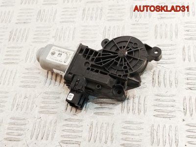 Моторчик стеклоподъемника задний правый Skoda Roomster 5R0959812J - АвтоСклад31.рф - авторазборка контрактные б/у запчасти в г. Белгород