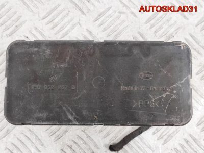 Компрессор центрального замка VW Golf 3 1H0962257G - АвтоСклад31.рф - авторазборка контрактные б/у запчасти в г. Белгород