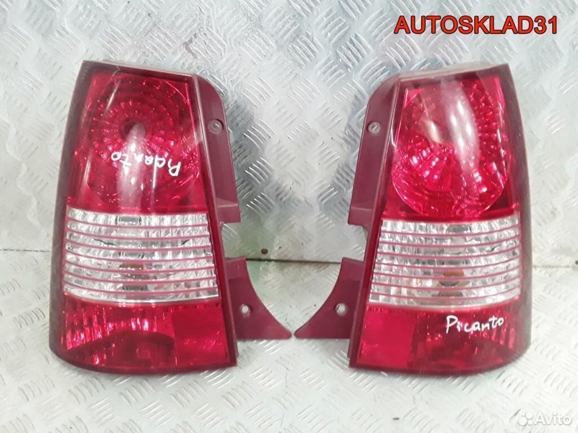 Фонарь задний Kia Picanto 9240107010 дорест - АвтоСклад31.рф - авторазборка контрактные б/у запчасти в г. Белгород Фонарь задний Kia Picanto 9240107010 дорест - АвтоСклад31.рф - авторазборка контрактные б/у запчасти в г. Белгород
