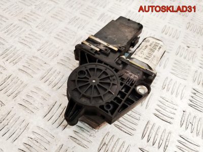 Моторчик стеклоподъемника передний левый Skoda Octavia A4 1U4959801B - АвтоСклад31.рф - авторазборка контрактные б/у запчасти в г. Белгород