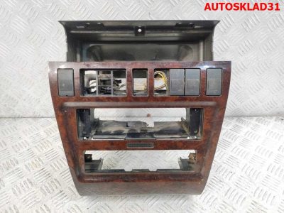 Рамка магнитолы Audi A8 D2 4D0857007C - АвтоСклад31.рф - авторазборка контрактные б/у запчасти в г. Белгород