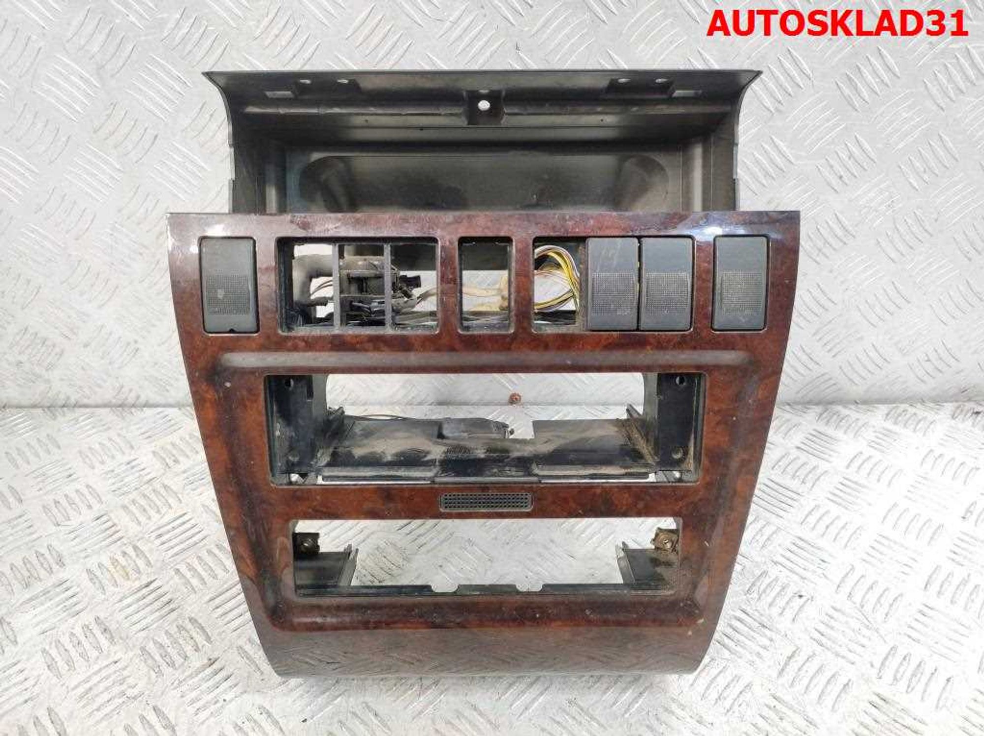 Рамка магнитолы Audi A8 D2 4D0857007C - АвтоСклад31.рф - авторазборка контрактные б/у запчасти в г. Белгород Рамка магнитолы Audi A8 D2 4D0857007C - АвтоСклад31.рф - авторазборка контрактные б/у запчасти в г. Белгород