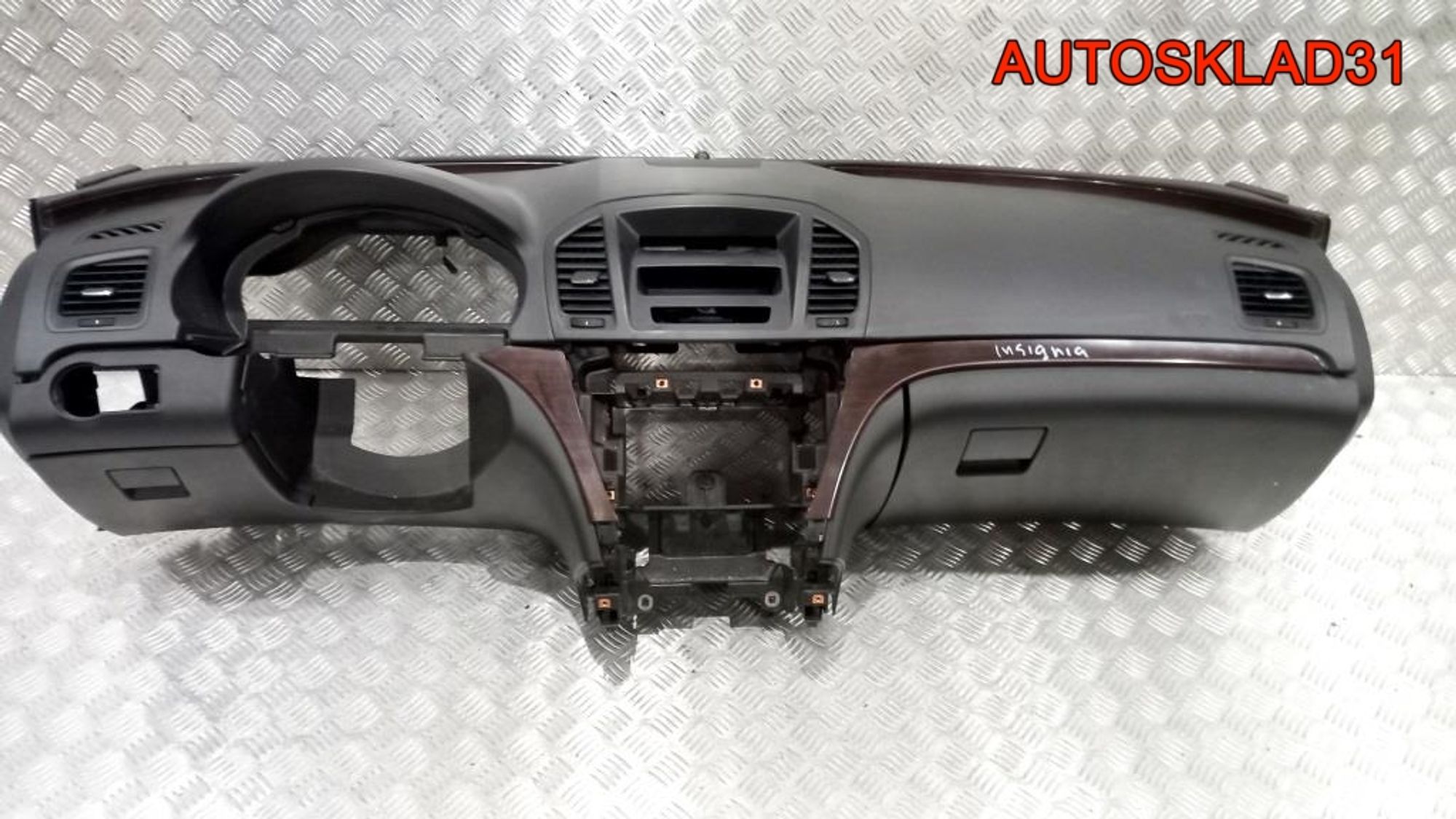 Торпедо Голое Opel Insignia 20953074 - АвтоСклад31.рф - авторазборка контрактные б/у запчасти в г. Белгород Торпедо Голое Opel Insignia 20953074 - АвтоСклад31.рф - авторазборка контрактные б/у запчасти в г. Белгород