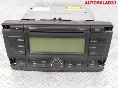 Магнитола Skoda Octavia A5 1Z0035161B - АвтоСклад31.рф - авторазборка контрактные б/у запчасти в г. Белгород