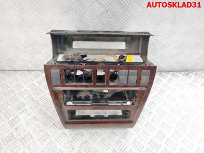 Рамка магнитолы Audi A8 D2 4D0857007C - АвтоСклад31.рф - авторазборка контрактные б/у запчасти в г. Белгород
