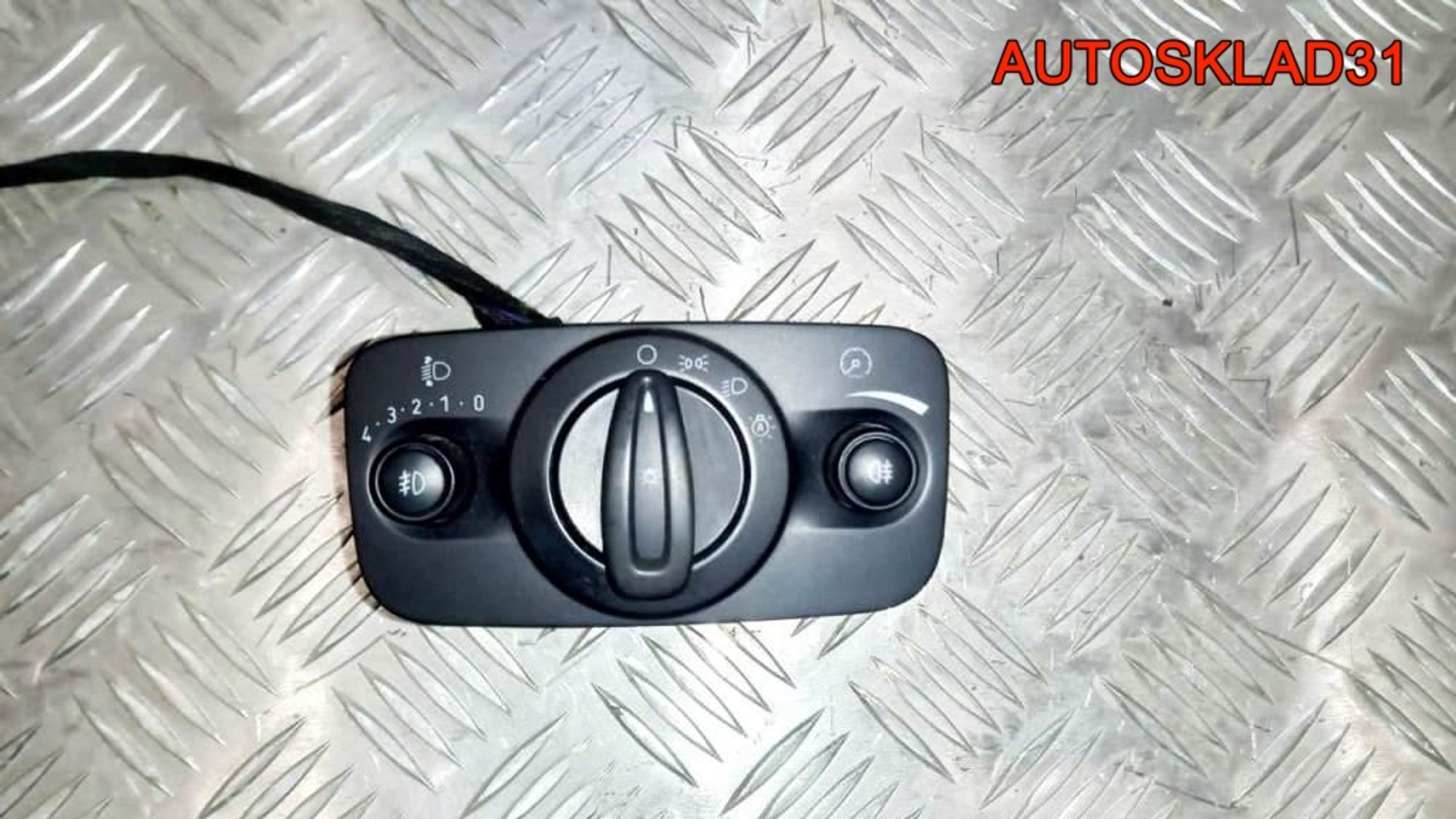 Переключатель фар Ford Mondeo 4 8G9T13A024CA - АвтоСклад31.рф - авторазборка контрактные б/у запчасти в г. Белгород Переключатель фар Ford Mondeo 4 8G9T13A024CA - АвтоСклад31.рф - авторазборка контрактные б/у запчасти в г. Белгород