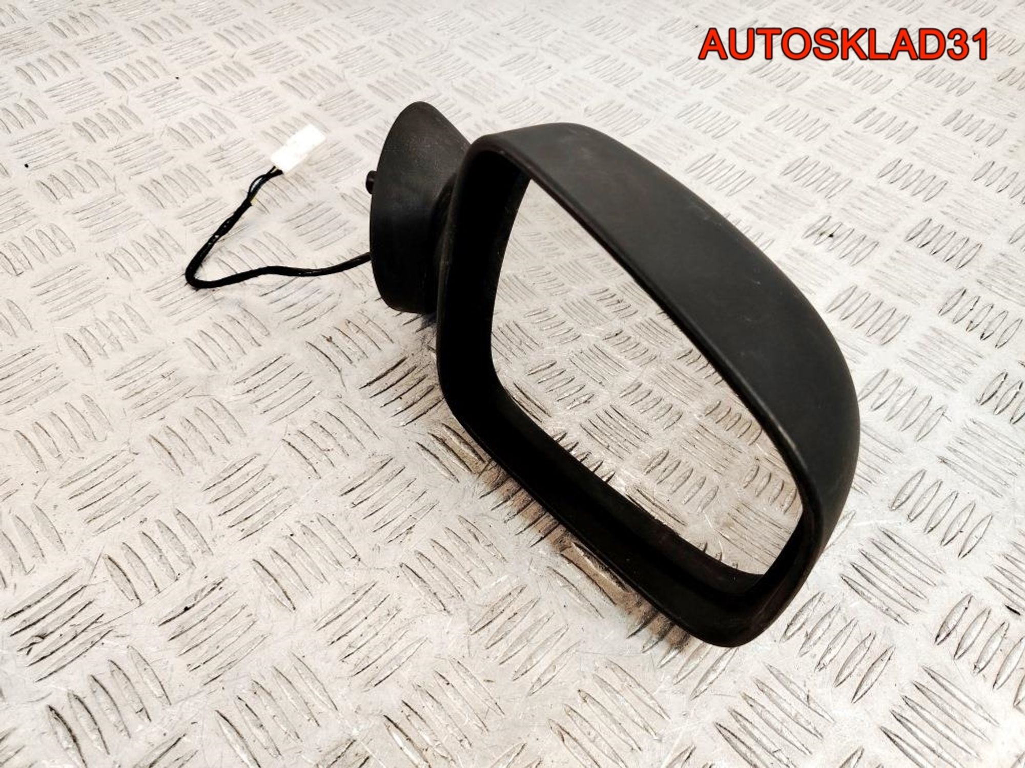 Зеркало правое Renault Logan 8200497487 - АвтоСклад31.рф - авторазборка контрактные б/у запчасти в г. Белгород Зеркало правое Renault Logan 8200497487 - АвтоСклад31.рф - авторазборка контрактные б/у запчасти в г. Белгород