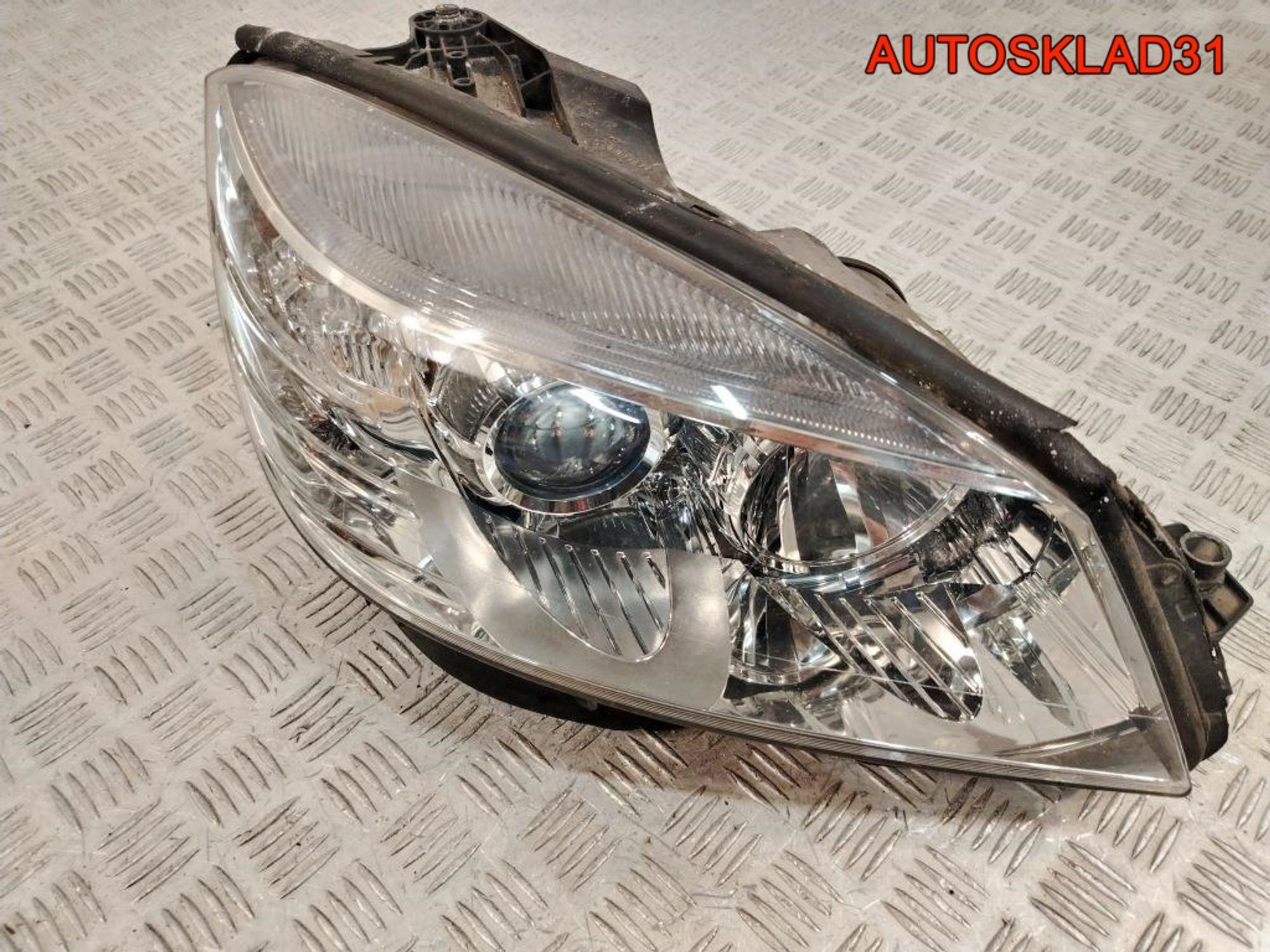 Фара правая Mercedes Benz W204 A2049065203 - АвтоСклад31.рф - авторазборка контрактные б/у запчасти в г. Белгород Фара правая Mercedes Benz W204 A2049065203 - АвтоСклад31.рф - авторазборка контрактные б/у запчасти в г. Белгород