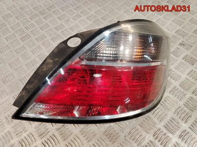 Фонарь задний правый Opel Astra H 13222325 Хетчбэк - АвтоСклад31.рф - авторазборка контрактные б/у запчасти в г. Белгород