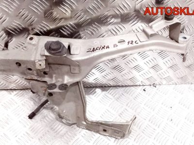 Кронштейн фары левый Opel Zafira B 93184624 - АвтоСклад31.рф - авторазборка контрактные б/у запчасти в г. Белгород