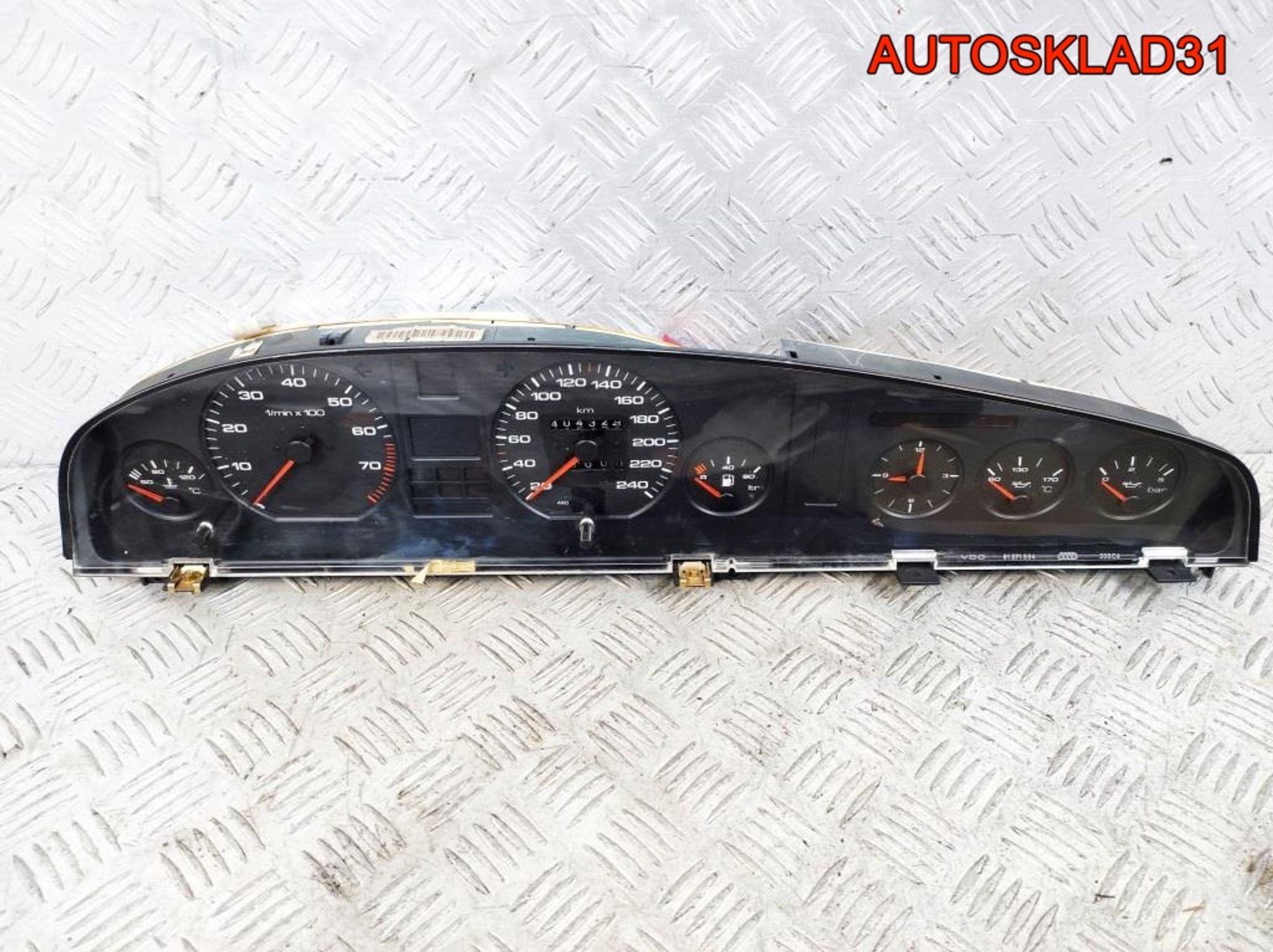 Панель приборов Audi 100 C4 4A1919033P Бензин - АвтоСклад31.рф - авторазборка контрактные б/у запчасти в г. Белгород Панель приборов Audi 100 C4 4A1919033P Бензин - АвтоСклад31.рф - авторазборка контрактные б/у запчасти в г. Белгород
