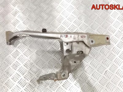 Кронштейн фары правый Opel Astra H 13237139 - АвтоСклад31.рф - авторазборка контрактные б/у запчасти в г. Белгород