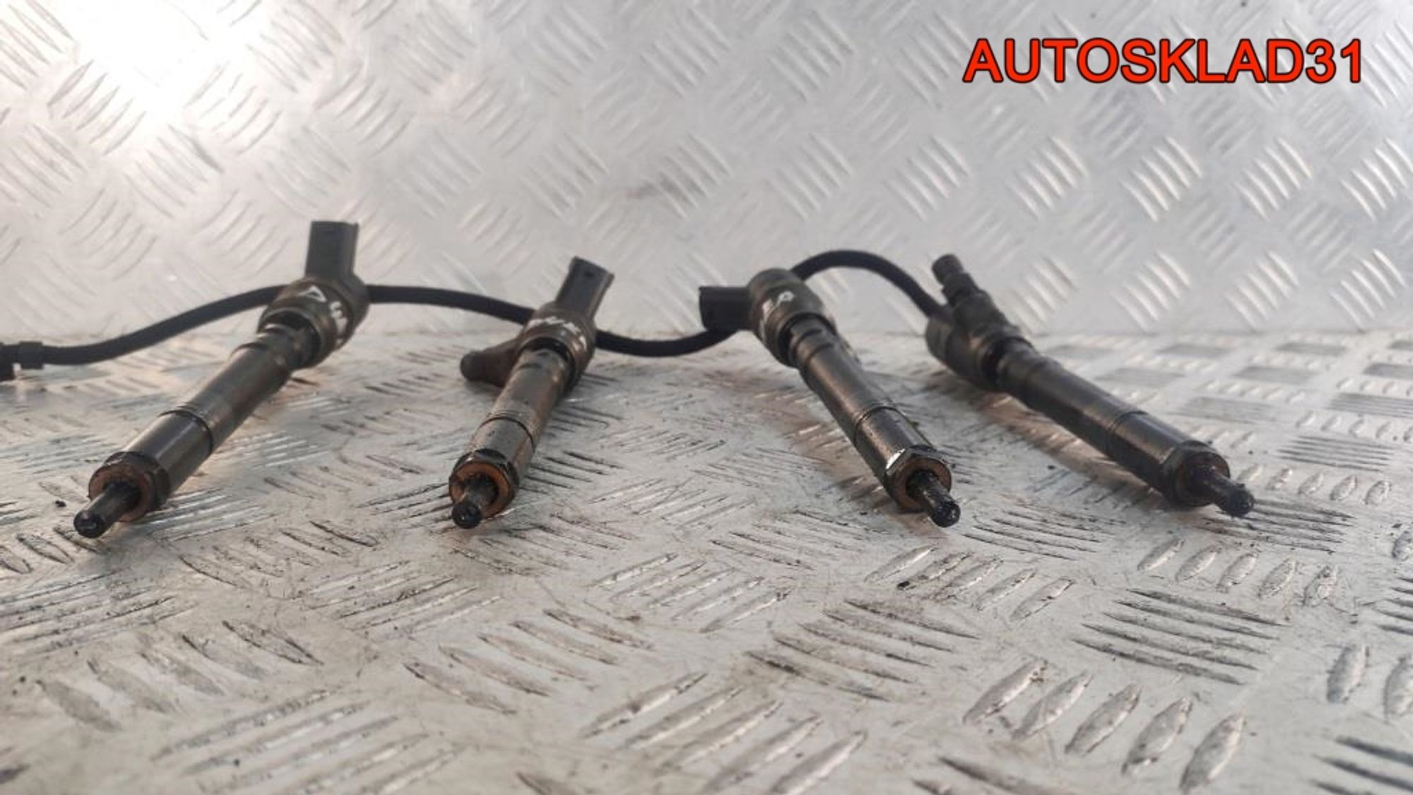 Форсунка дизельная Hyundai Santa Fe SM 2,0 D4EA 3380027010 - АвтоСклад31.рф - авторазборка контрактные б/у запчасти в г. Белгород Форсунка дизельная Hyundai Santa Fe SM 2,0 D4EA 3380027010 - АвтоСклад31.рф - авторазборка контрактные б/у запчасти в г. Белгород