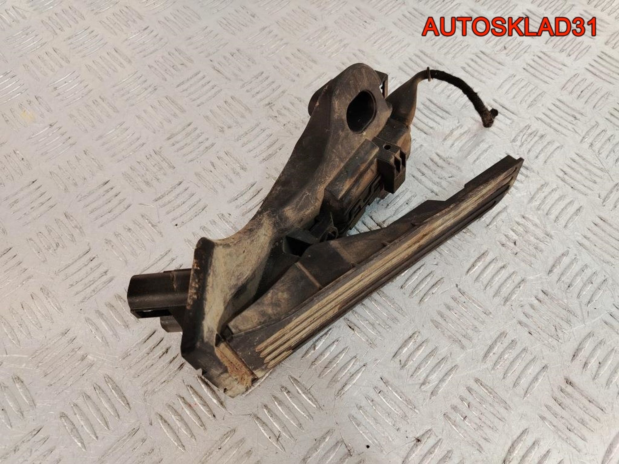 Педаль газа VW Touran 1 2,0 BDJ Дизель 1T1721503E - АвтоСклад31.рф - авторазборка контрактные б/у запчасти в г. Белгород Педаль газа VW Touran 1 2,0 BDJ Дизель 1T1721503E - АвтоСклад31.рф - авторазборка контрактные б/у запчасти в г. Белгород
