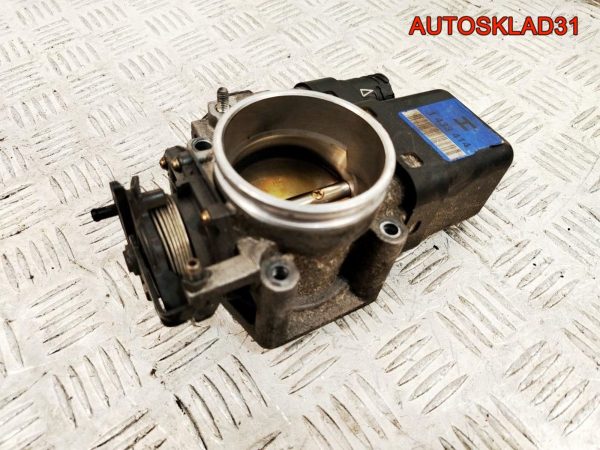 Решетка радиатора Ford Focus 2 4M518138AE - АвтоСклад31.рф - авторазборка контрактные б/у запчасти в г. Белгород