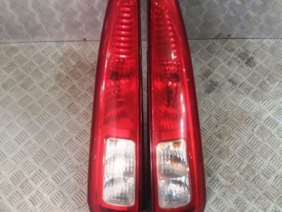 Фонари задние Ford Fusion 1383638 рестайлинг - АвтоСклад31.рф - авторазборка контрактные б/у запчасти в г. Белгород