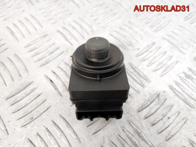 Переключатель регулировки зеркала Opel Astra J 13271827 - АвтоСклад31.рф - авторазборка контрактные б/у запчасти в г. Белгород